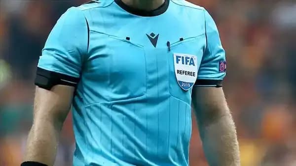 Beşiktaş ve Trabzonspor'un UEFA Avrupa Ligi maçlarının hakemleri belli oldu