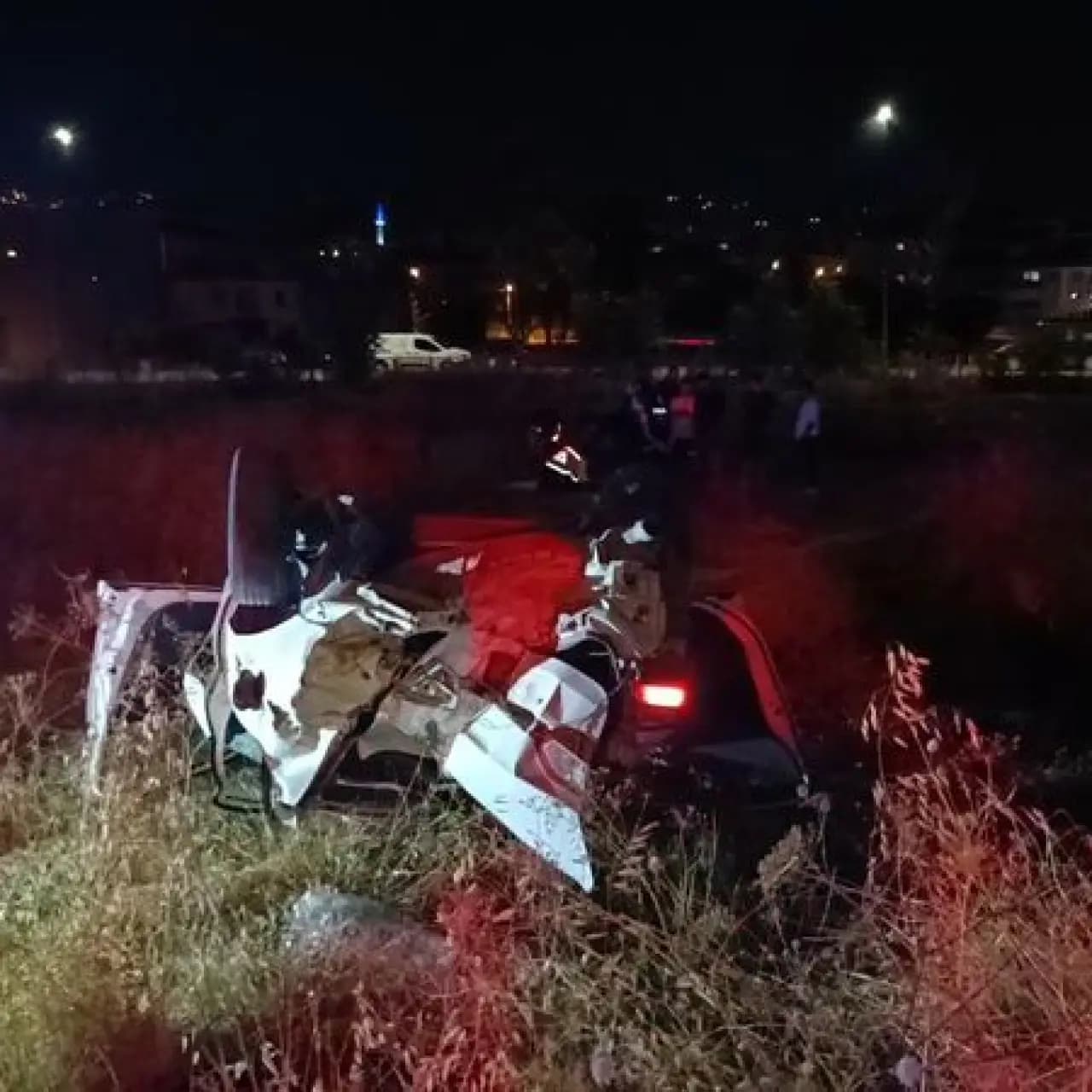 Bursa'da otomobil takla attı: 5 yaralı
