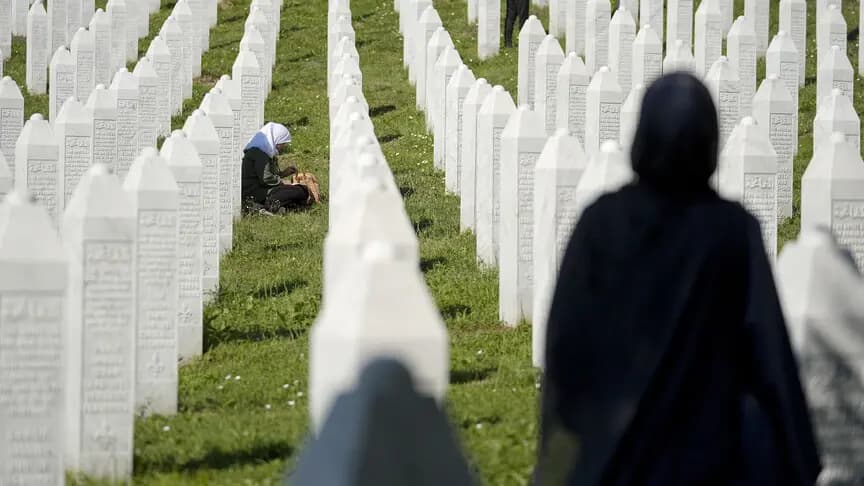 Srebrenitsa soykırımı tanıkları: Savaş suçlusu Mladic'in ölmesi yaşananları unutturmadı