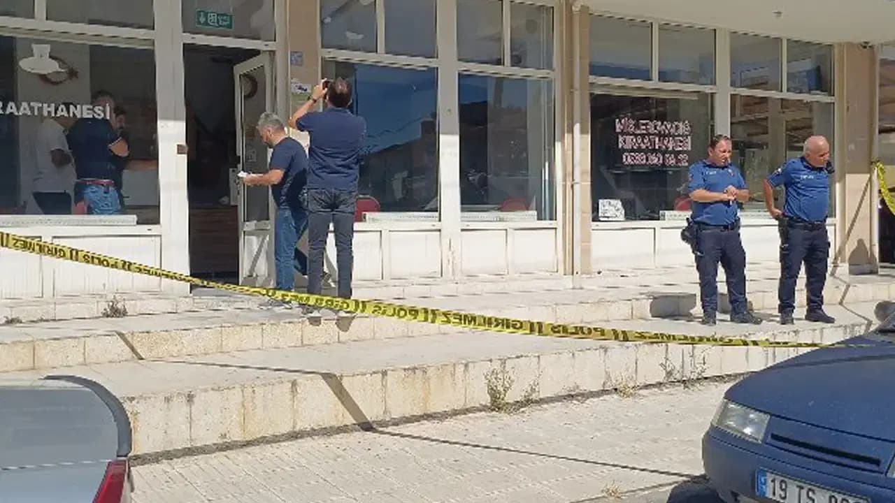 Çorum'da kıraathanede 'bıçaklı' kavga: 1 ölü, 1 yaralı