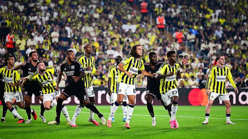 Fenerbahçe, UEFA Şampiyonlar Ligi'ne 1 maç uzakta