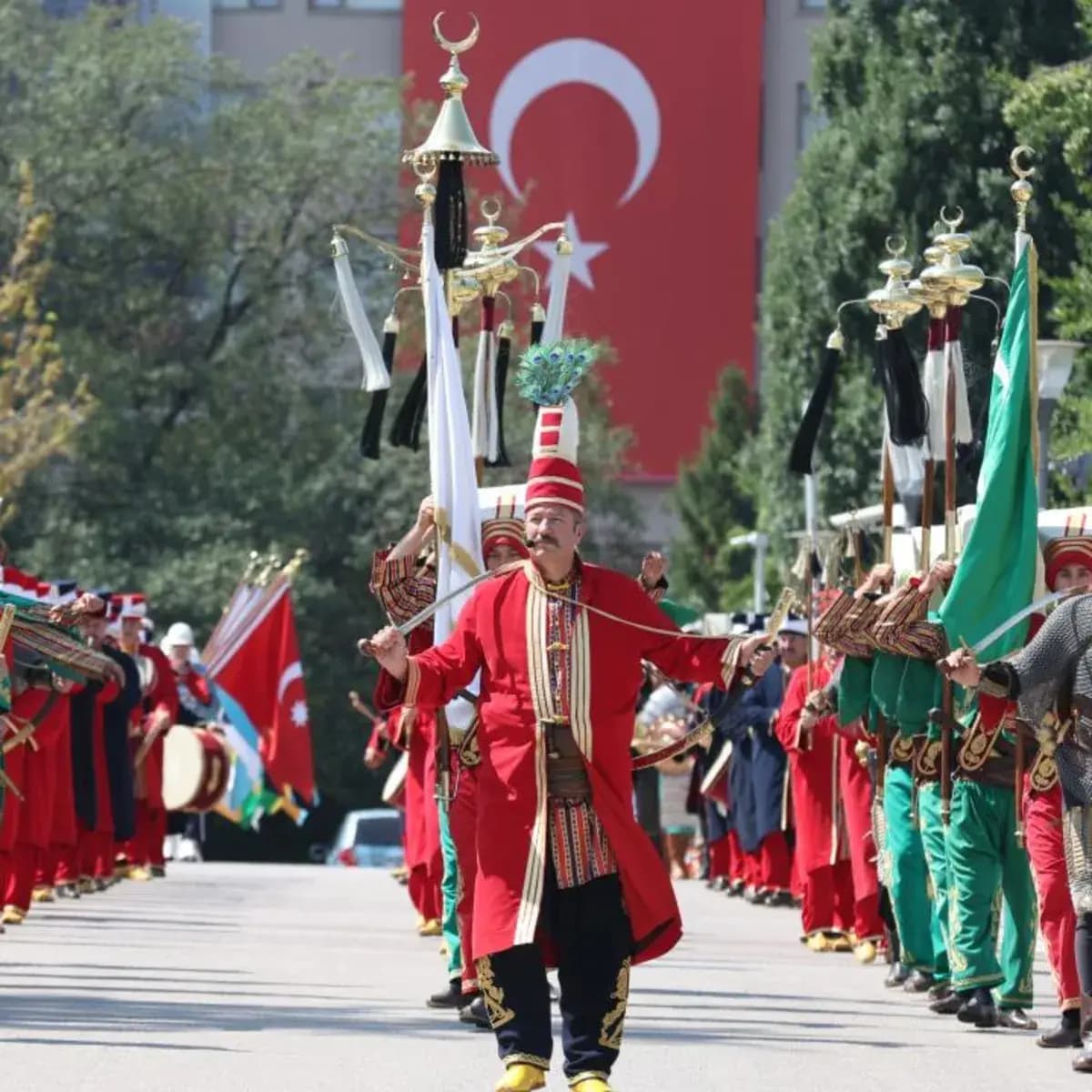 Siyasilerden 30 Ağustos Zafer Bayramı mesajları: “Topyekun bir varoluş mücadelesi”