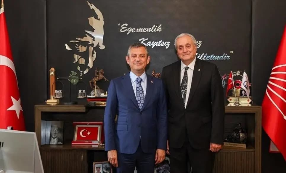 Bozüyük Belediye Başkanı Bakkalcıoğlu Yeni Parti'ye geçti