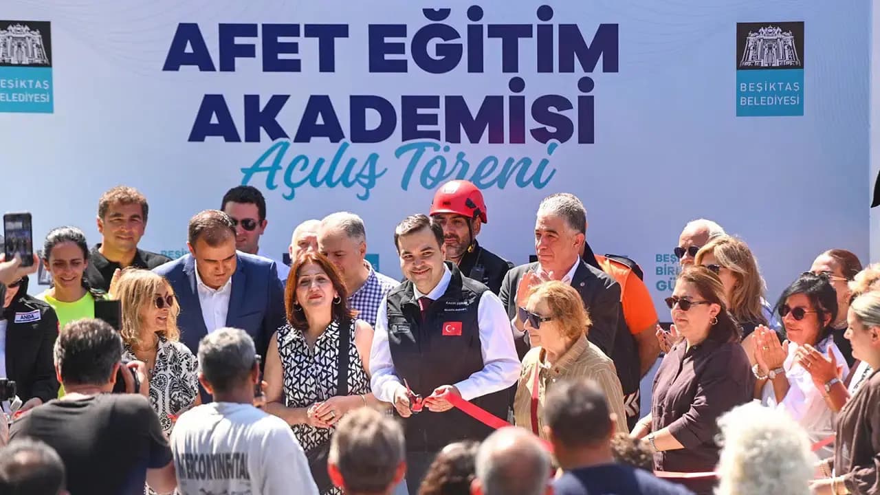 Beşiktaş Afet Eğitim Akademisi 17 Ağustos'un yıl dönümünde açıldı