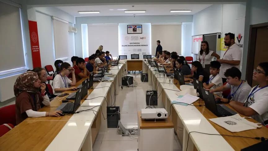"Dijital Kaşifler" geleceğin şehirlerine yön verecek