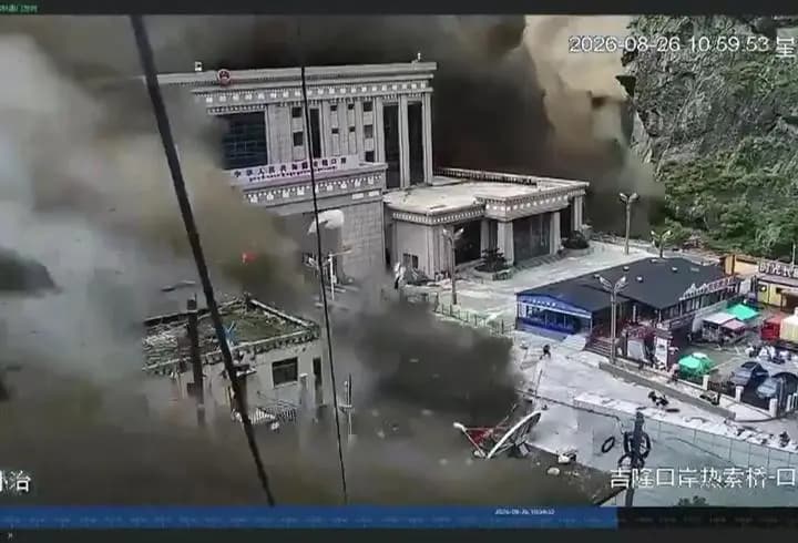 Nepal’de sel faciasının kaynağı ne?