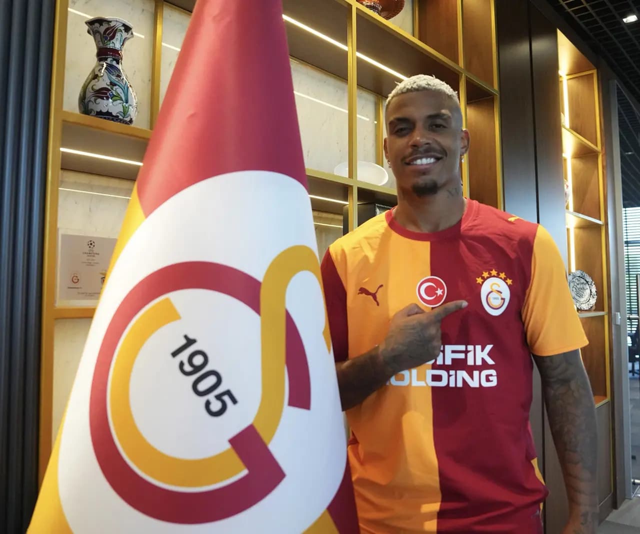 Başakşehir’den Mario Lemina açıklaması