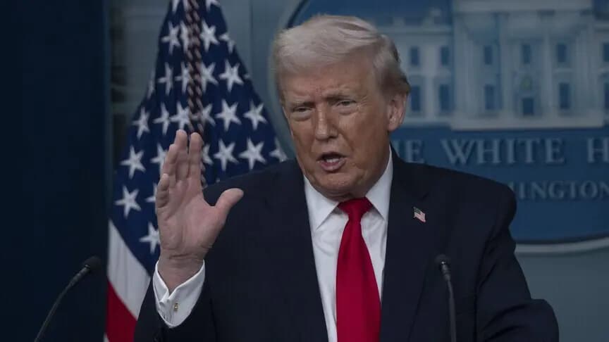 Trump, Kanada sınırındaki Ontario Gölü'nün adını "Amerika Gölü" olarak değiştiren kararnameyi imzaladı