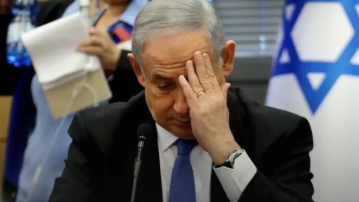 Netanyahu’ya kırmızı bülten