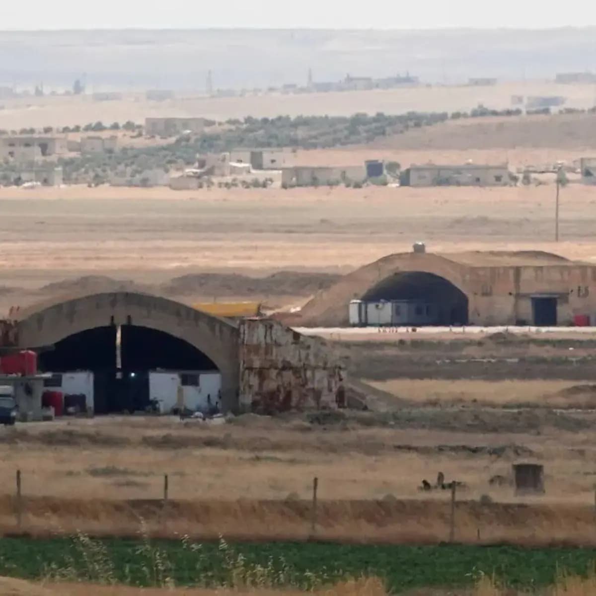 Milli Savunma Bakanlığı: İsrail'in Suriye'de vurduğu üste Türk askeri yok