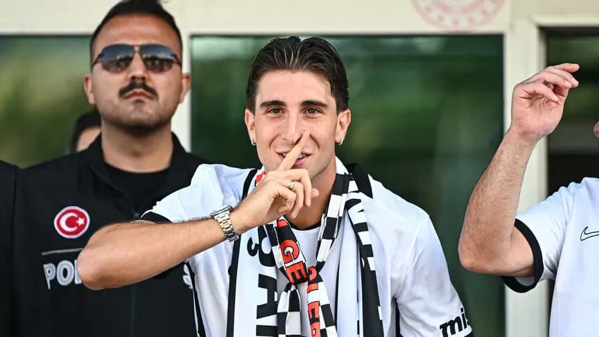Beşiktaş'ın 206. yabancı futbolcusu, İtalyan oyuncu Fabio Miretti oldu