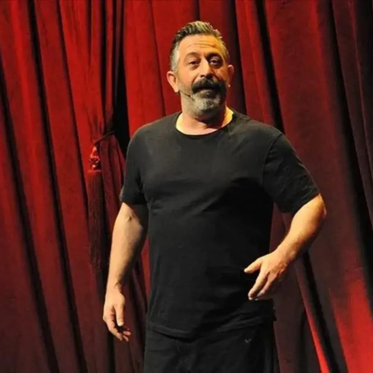 Cem Yılmaz hastaneye kaldırıldı! Ünlü komedyenin sağlık durumu nasıl?