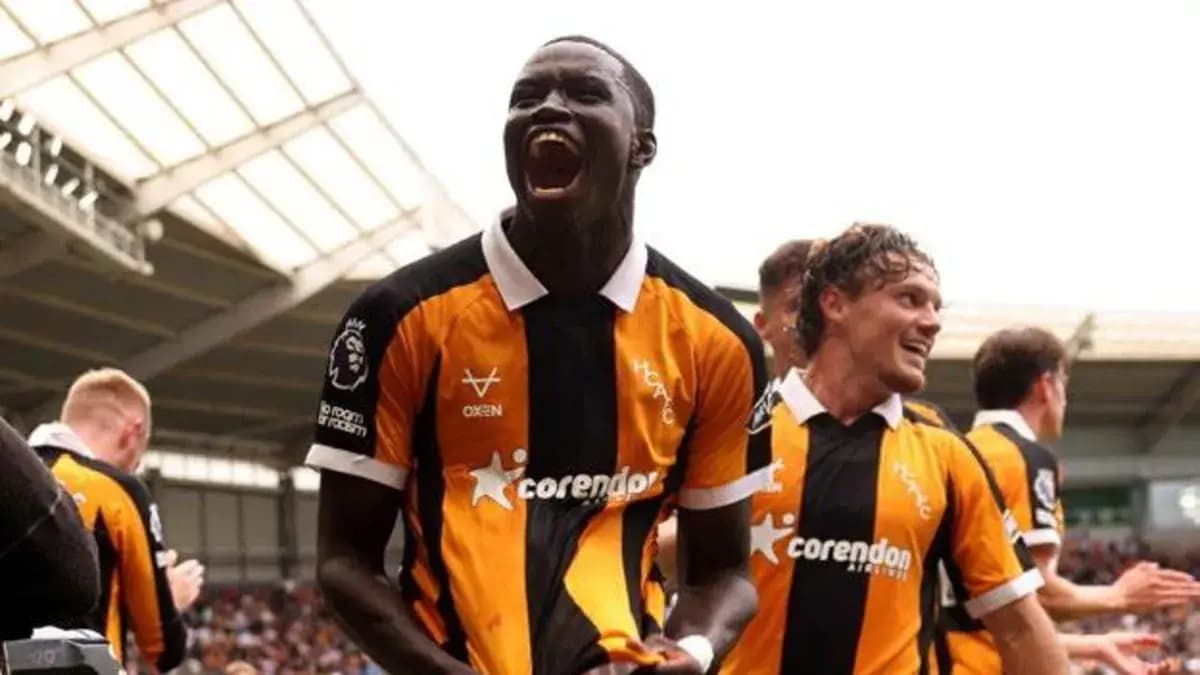 Hull City müthiş başladı!