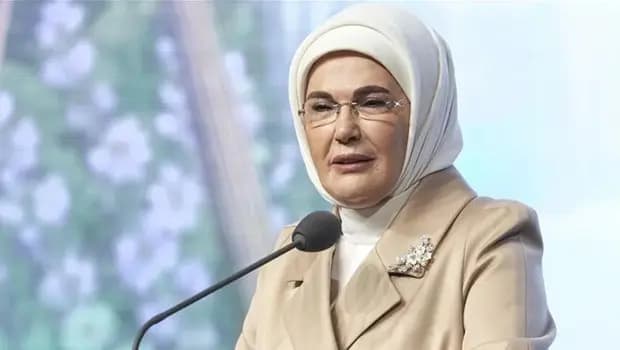 Emine Erdoğan'dan Mevlit Kandili mesajı: Kalplerimizi iyilikte buluştursun