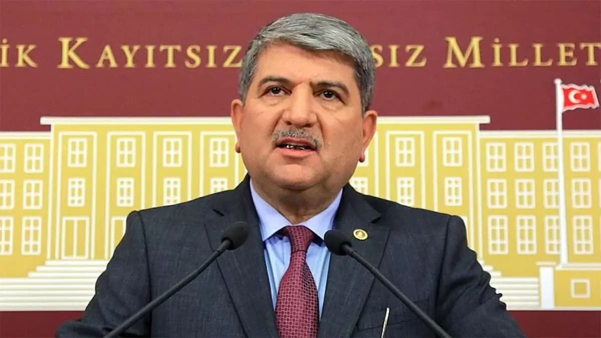 DEM Parti'ye geçeceği iddia edilen Kani Torun partisinden istifa etti