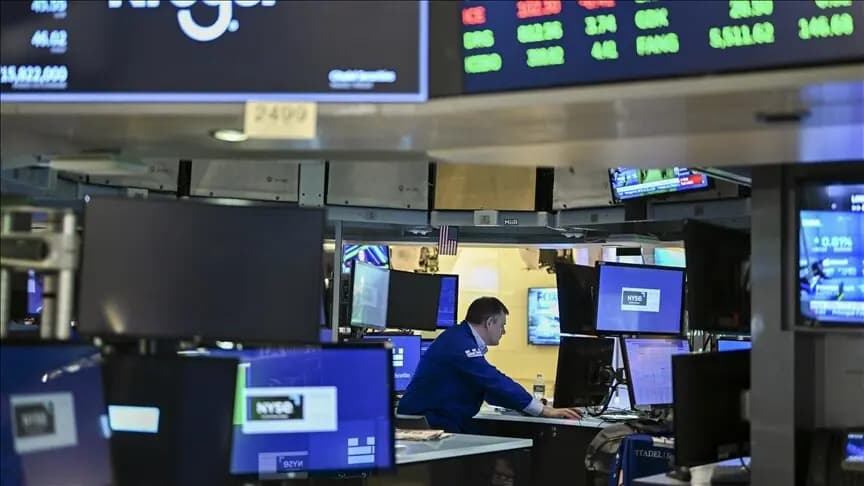 Küresel piyasalar yapay zeka iyimserliği ile Orta Doğu riskleri arasında yön arıyor
