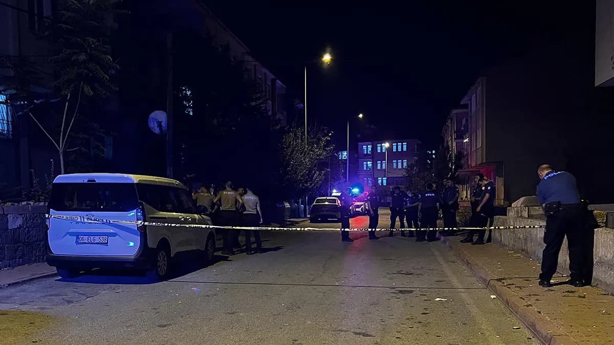 Keserle ev bastı; bıçaklanarak yaralandı