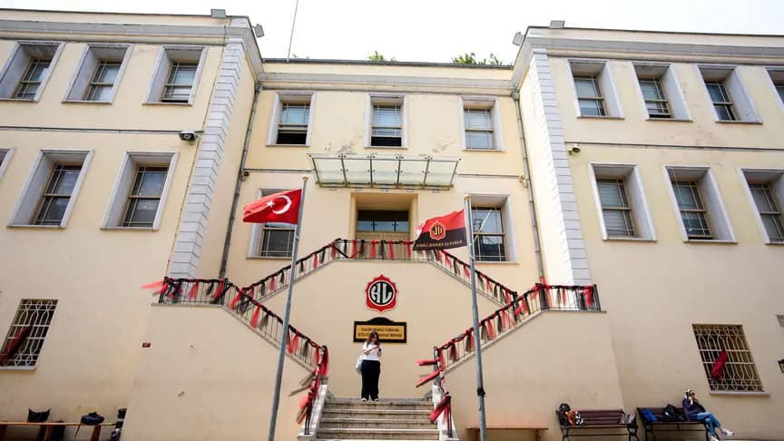 DOSYA: ASIRLIK MEKTEPLER