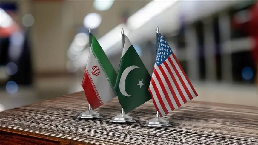 Pakistan: ABD ile İran'a müzakere masasına dönmeleri için ısrar ediyoruz