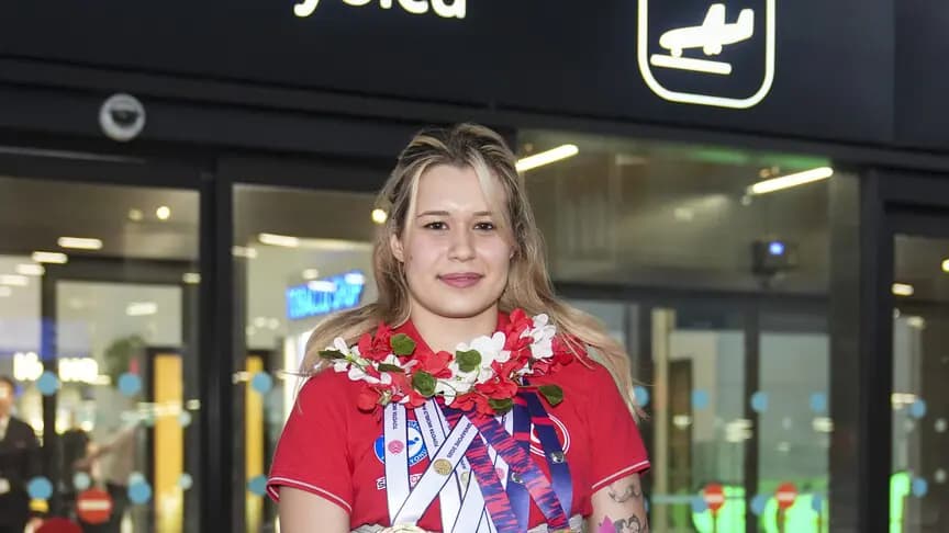 Milli para yüzücü Defne Kurt, Avrupa şampiyonu oldu