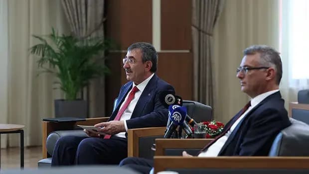 Cumhurbaşkanı Yardımcısı Yılmaz, KKTC Cumhurbaşkanı Erhürman ile bir araya geldi