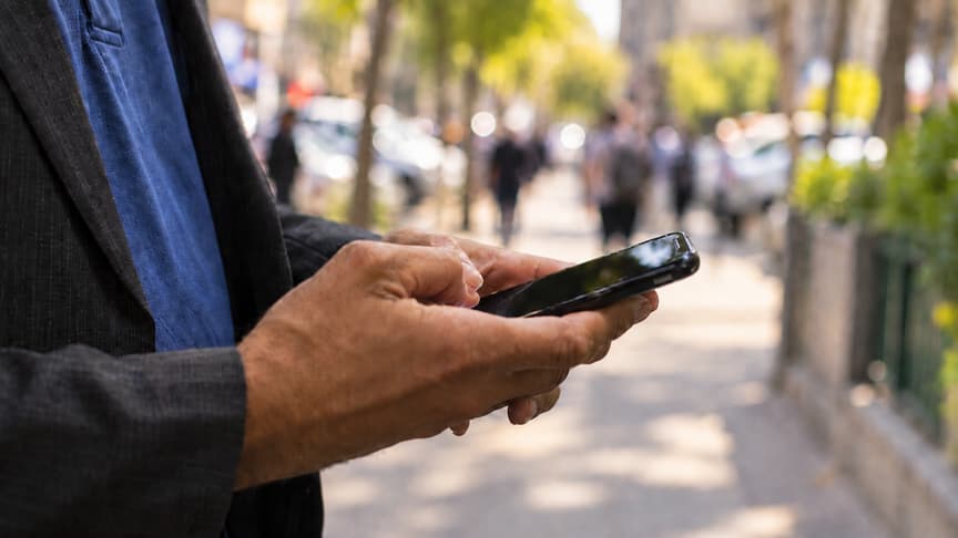 İran Cumhurbaşkanı Birinci Yardımcısı, ülkedeki internet yasaklarını eleştirdi