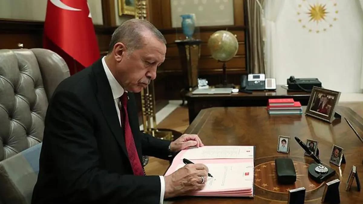 Cumhurbaşkanı Erdoğan imzaladı! Kritik görevlendirmeler Resmi Gazete'de