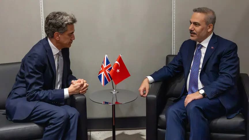 Dışişleri Bakanı Fidan, İngiliz mevkidaşı Miliband ile New York'ta bir araya geldi
