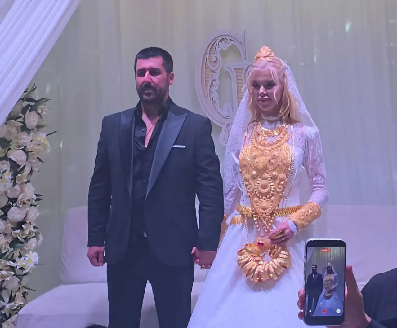 43 milyon TL'lik düğünde takı çelişkisi! Kara Haydar'ın eşinden çarpıcı ifade