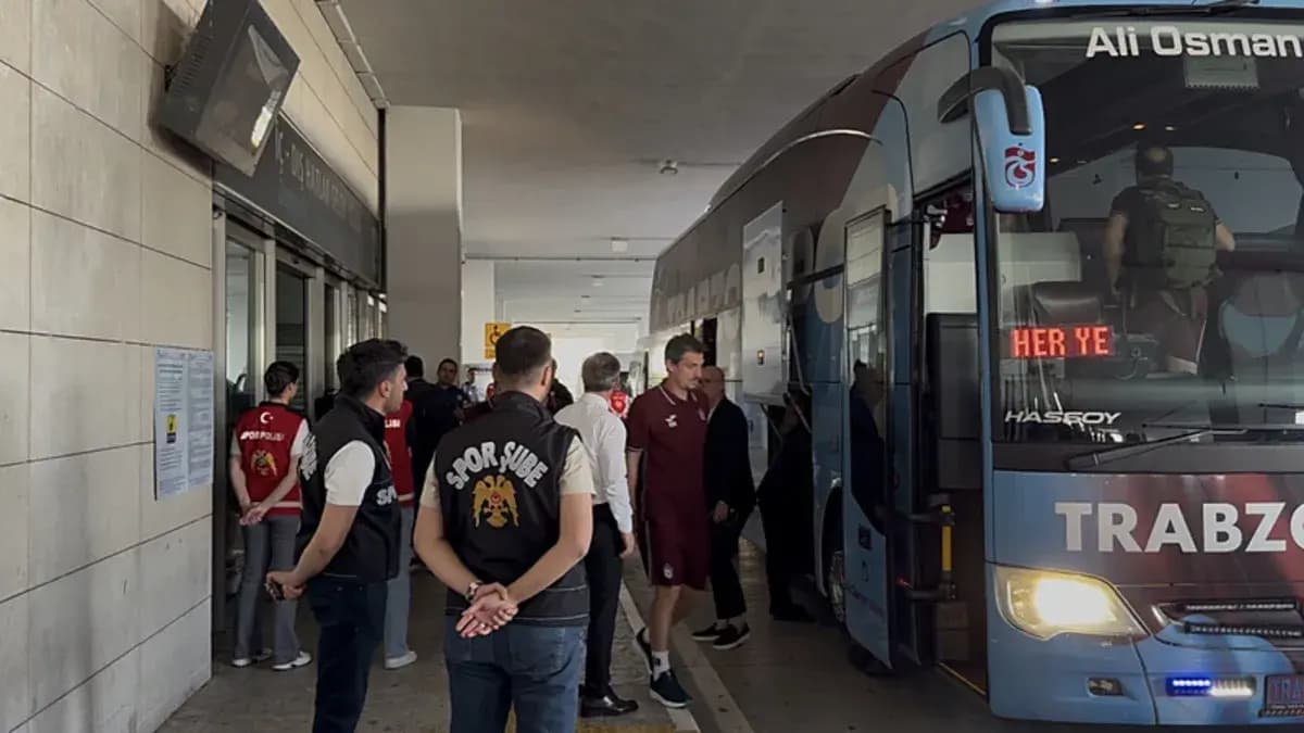 Trabzonspor kafilesi, Konya'ya geldi