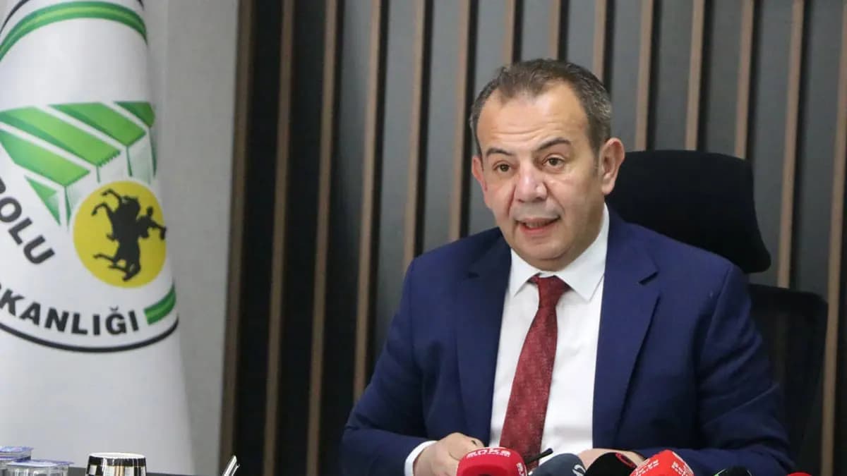 Tanju Özcan duruşmada baygınlık geçirdi