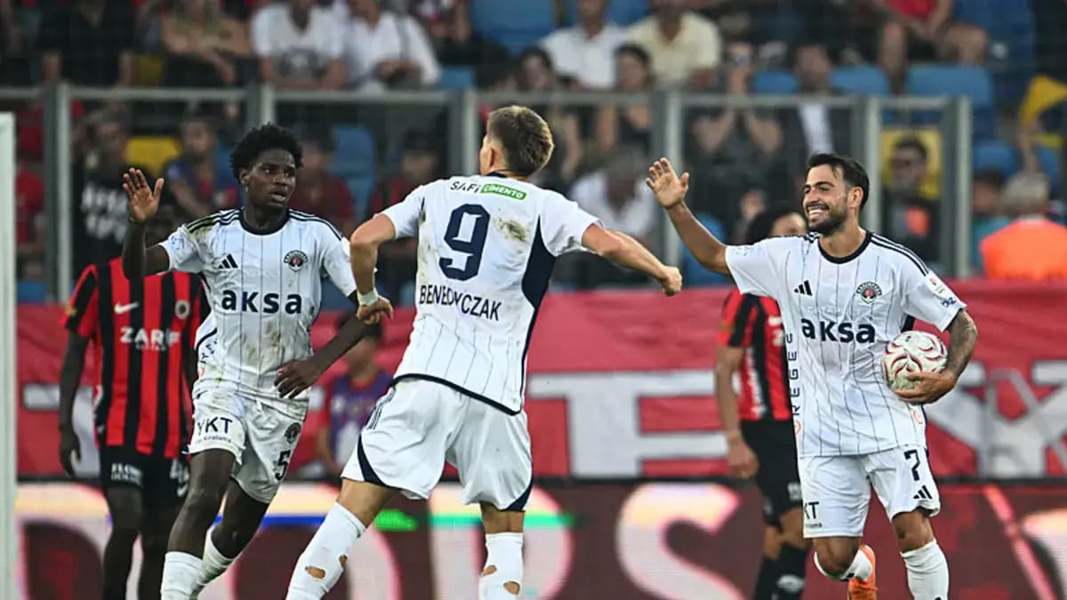 Kasımpaşa 90+4'te galibiyete koştu! Namağlup serisini sürdürdü...