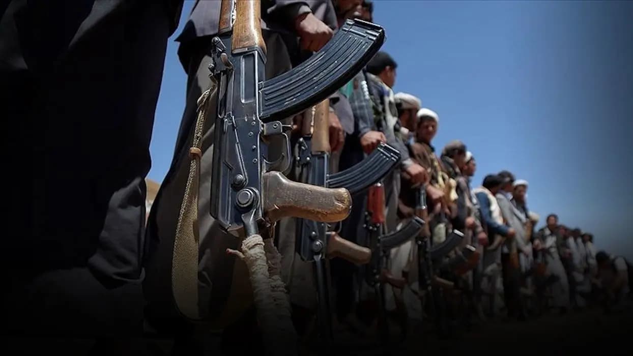 Taiz'de gece yarısı baskını: Husiler basın lideri Şelli'yi alıkoydu