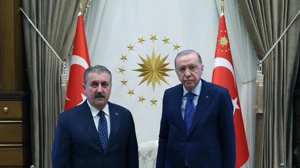 Başkan Erdoğan, BBP Genel Başkanı Mustafa Destici'yi kabul etti