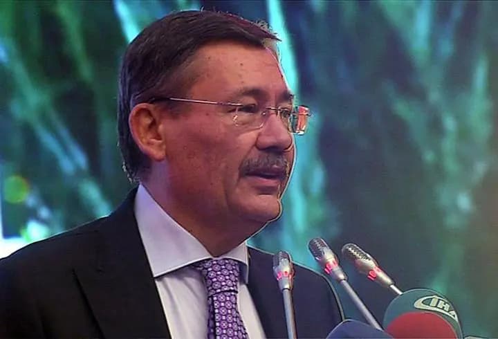 Melih Gökçek ifade vermek için adliyede