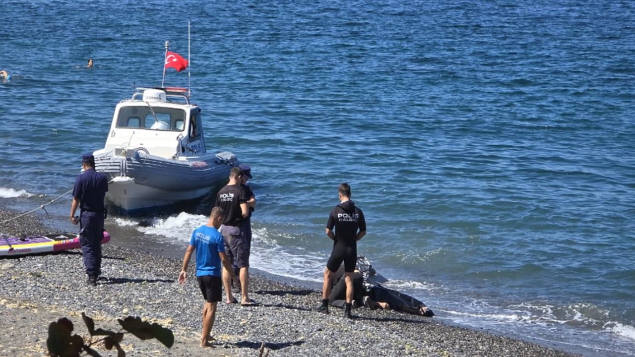 Tekneden denize girdi: Cansız bedeni bulundu!