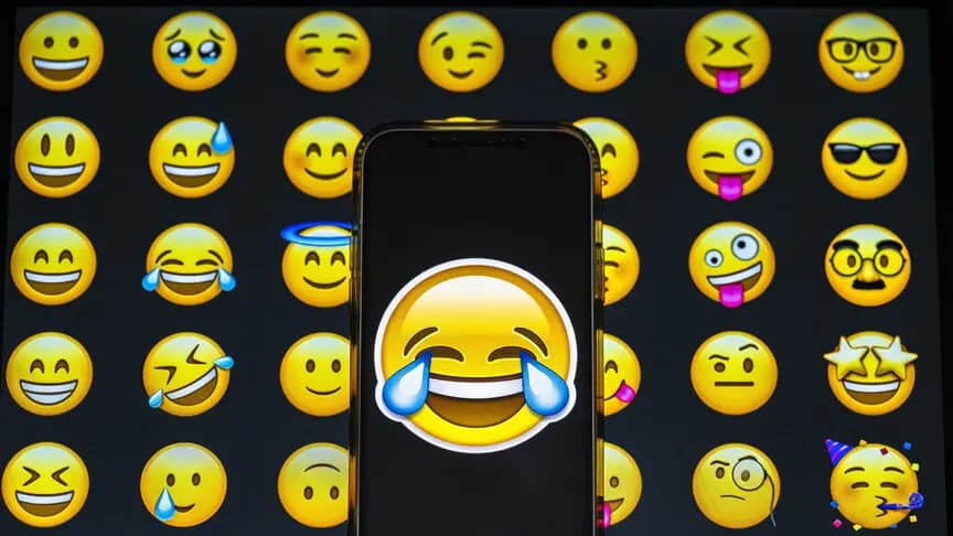 DOSYA: HİYEROGLİFLERDEN EMOJİLERE
