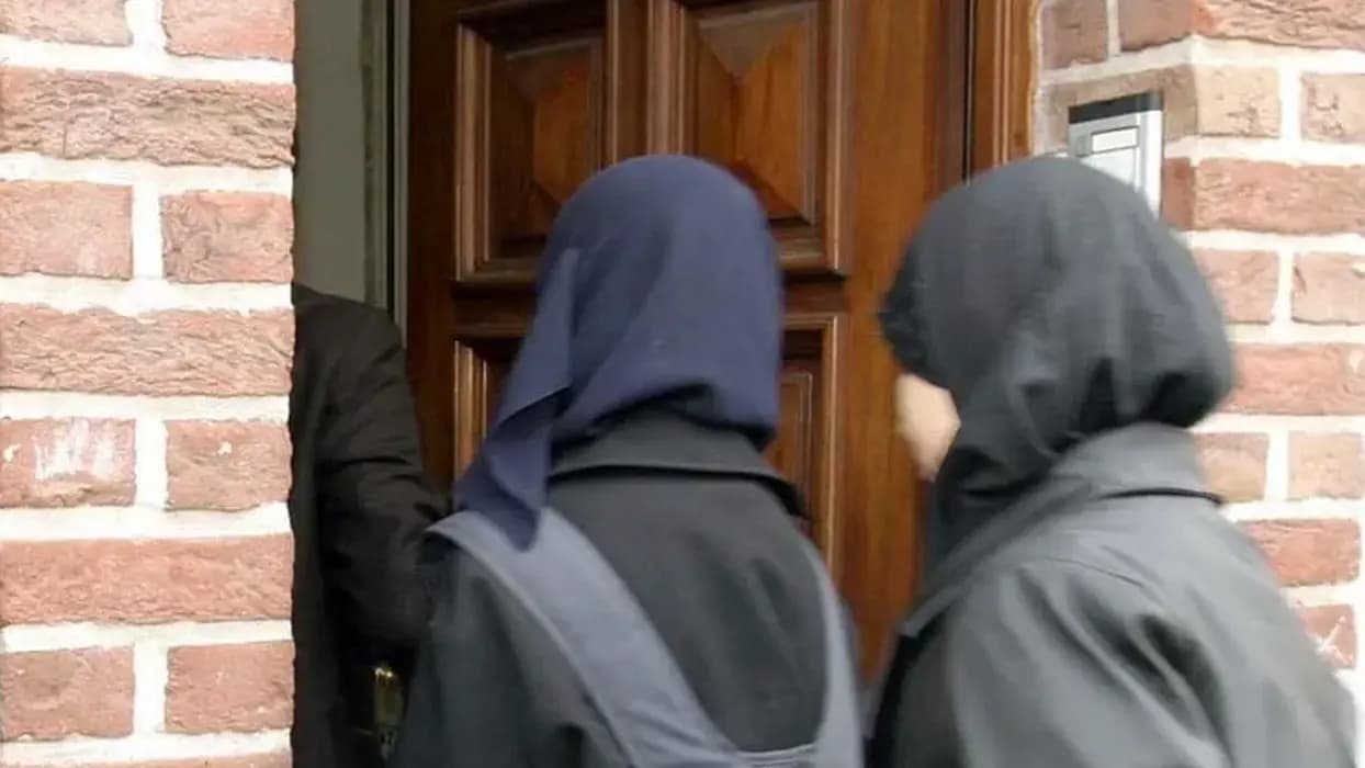 İsviçre'de skandal karar! Okullarda başörtüsünü yasaklayacaklar