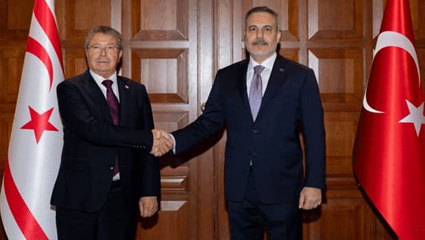 Dışişleri Bakanı Hakan Fidan, KKTC Başbakanı Üstel ve Irak Temsilciler Meclisi Başkanı Al-Halbusi’yi kabul etti