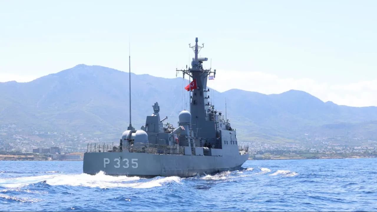 TCG Işın alabora olan geminin enkazı için taramalara başladı