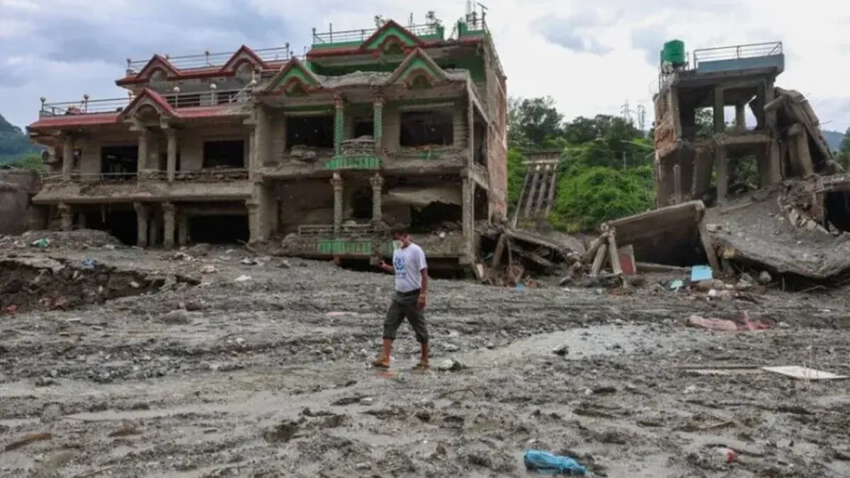 Nepal'deki sel felaketinde bilanço ağırlaşıyor: Can kaybı bin 252’ye yükseldi