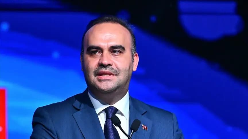 Türkiye'nin ilk Ay görevi kapsamında geliştirilen uzay aracının üretimi tamamlandı