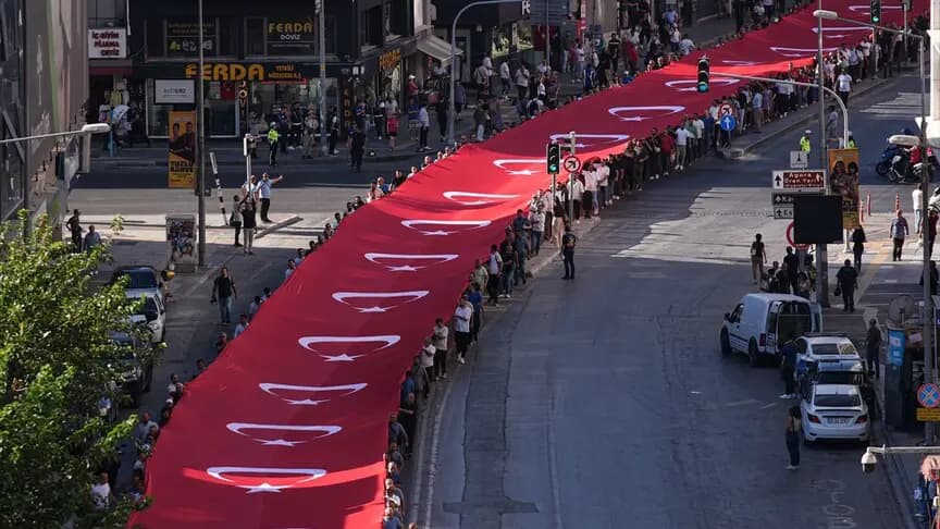 İzmir'in düşman işgalinden kurtuluşunun 104. yıl dönümü kutlanıyor