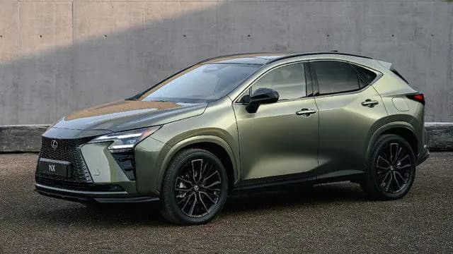 Makyajlanan 2027 Lexus NX Tanıtıldı