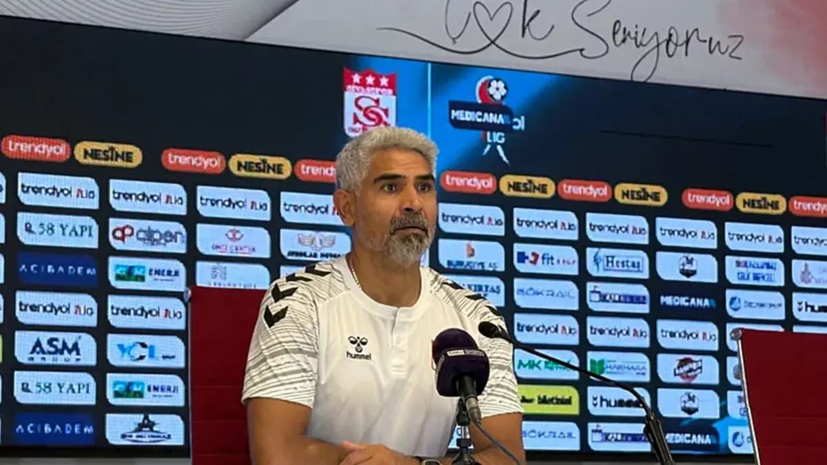 İsmet Taşdemir: "Sahanın en kötüsü hakemdi"