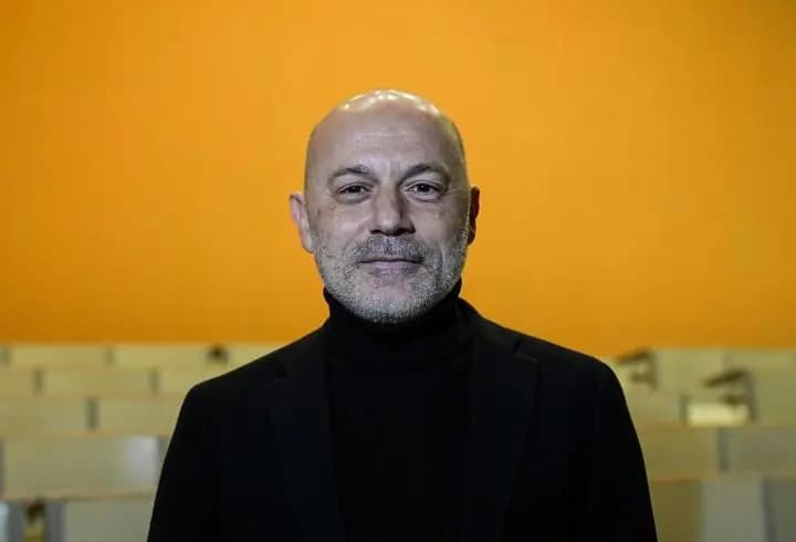 Rusya Futbol Federasyonu, Cüneyt Çakır'la anlaşma sağladı