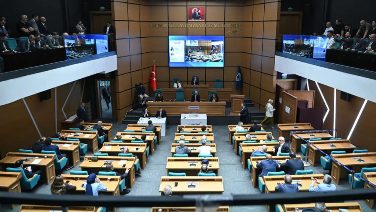 Üsküdar Belediyesi 4. turda AK Parti'ye geçti