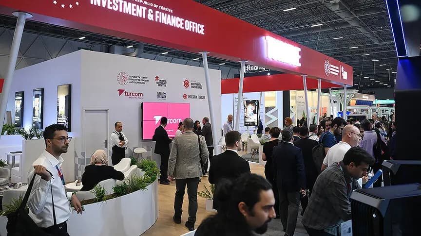 GITEX Ai Türkiye'nin ilk günü sunum, söyleşi ve oturumlarla sona erdi
