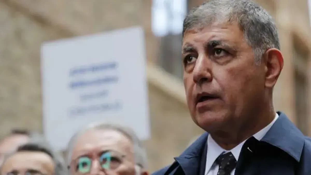 Cemil Tugay’a ‘sakın CHP’ye geçme’ baskısı arttı