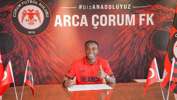 Çorum FK, Youssoufa Moukoko'yu renklerine bağladı!